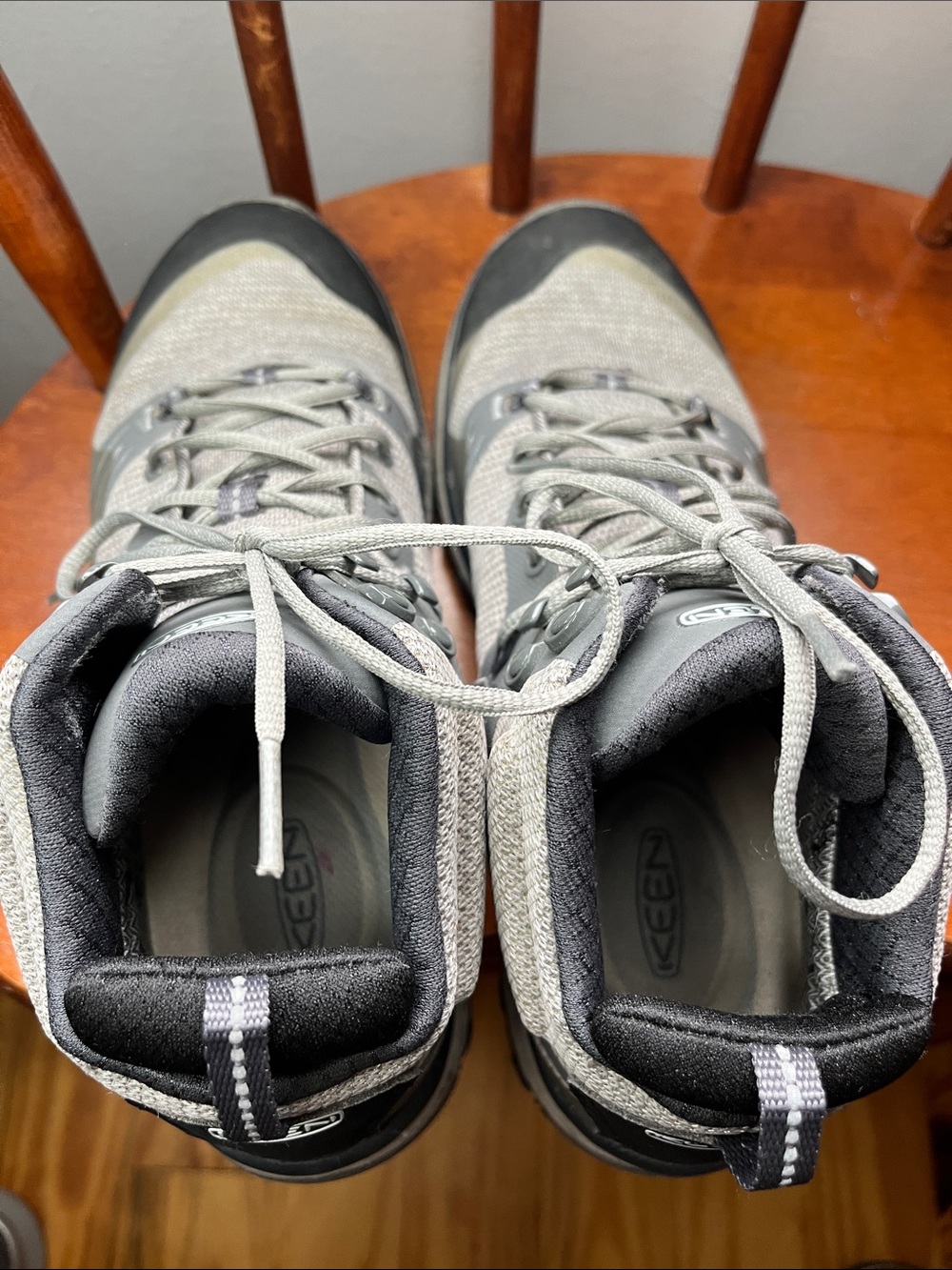 KEEN Terradora Mid Waterproof Hiking Boots Gray Women’s Size 6.5 EUC - Picture 10 of 11
